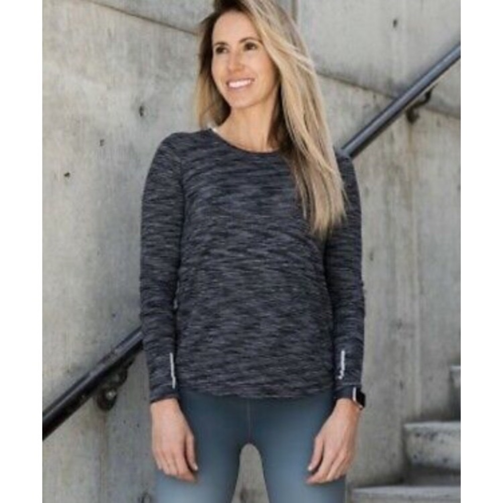 Zyia active split back charcoal long sleeve
